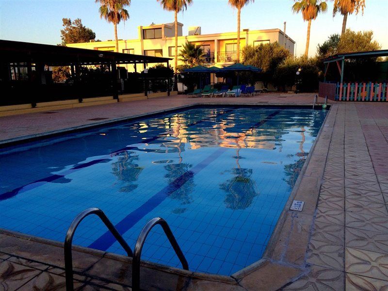 Carina Hotel Apartments Ayia Napa Ngoại thất bức ảnh