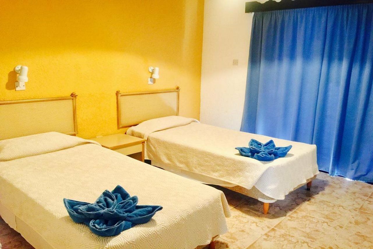 Carina Hotel Apartments Ayia Napa Ngoại thất bức ảnh
